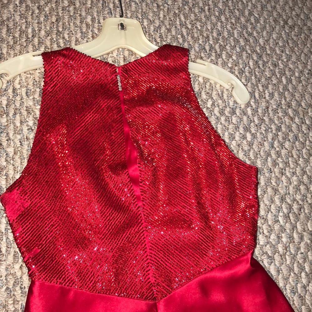 Red sequin dress cache - Picture 3 of 4